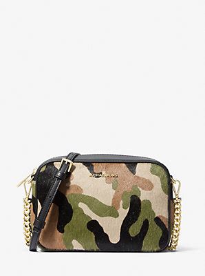 geldbörse michael kors camouflage|Jet Set Medium Camouflage Print Calf Hair Crossbody Bag.